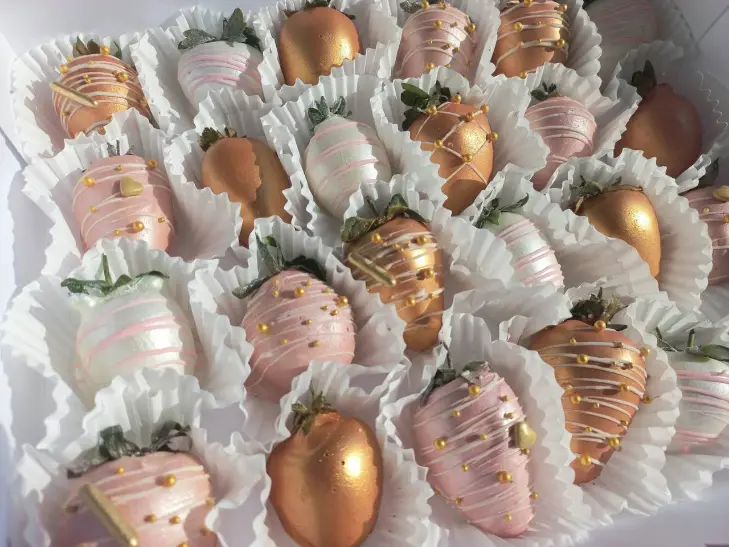 Chocolate Covered Strawberry Gift Box