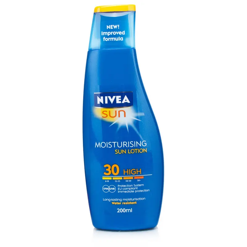 Nivea Moisturising Sun Lotion SPF 30 (200ml)