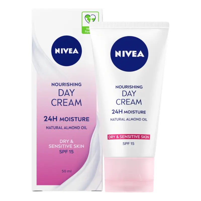 NIVEA Nourishing Day Cream Dry & Sensitive Skin SPF15 50ml (D)