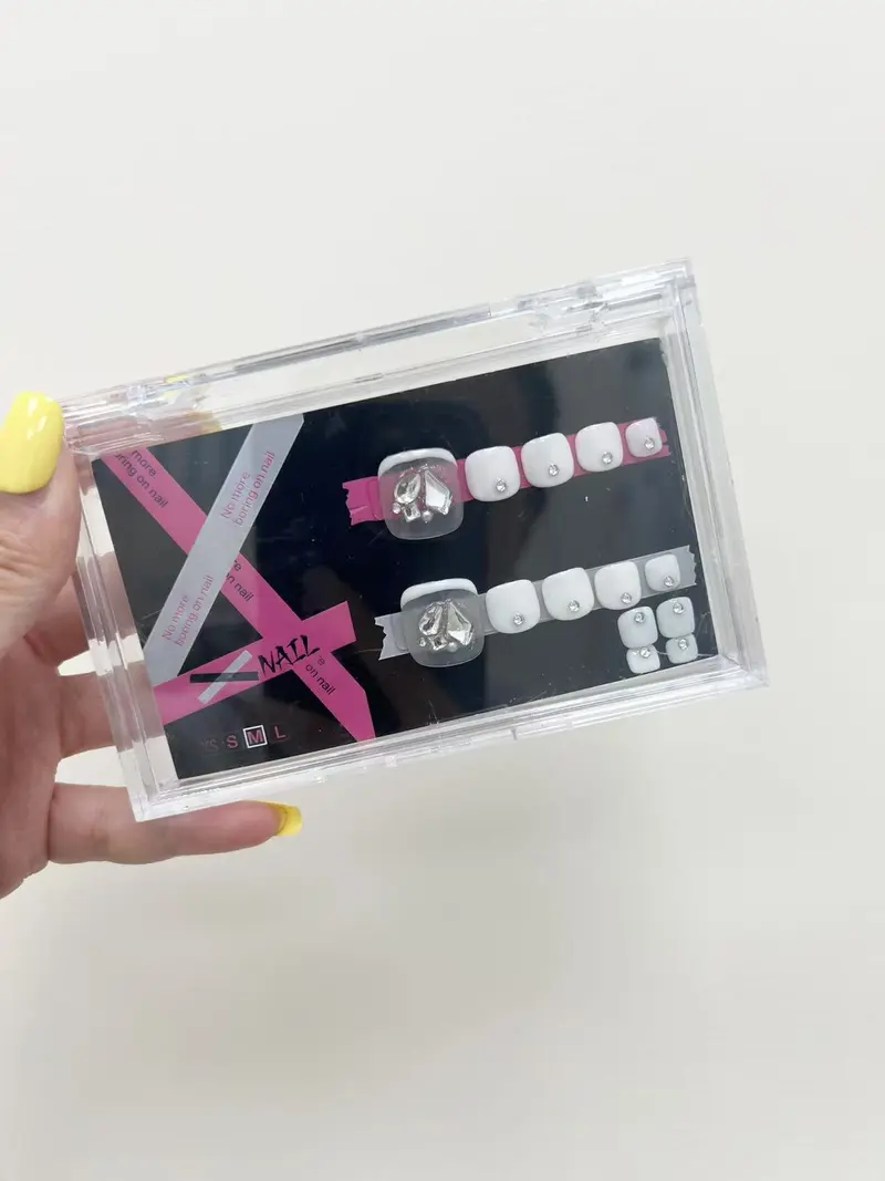 Reusable Press-On Toenails – Salon-Perfect Pedicure in Minutes