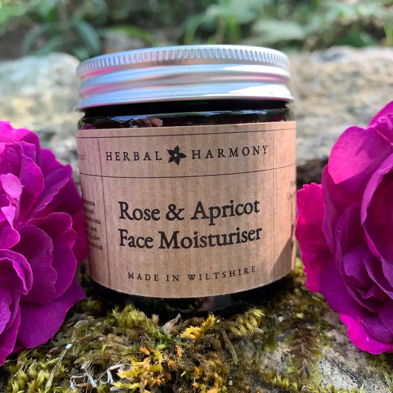 Rose & Apricot Face Moisturiser