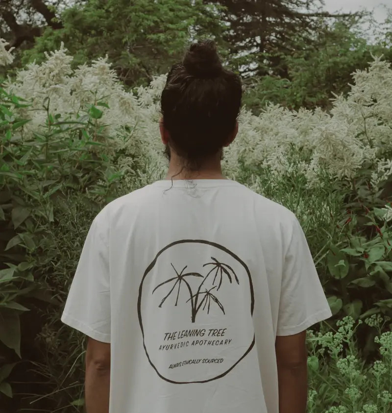 The Leaning Tree Ayurvedic Apothecary Organic Cotton T-Shirt – Shatavari Roots